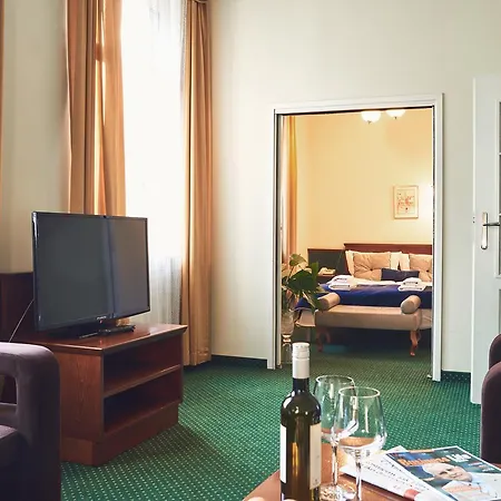 Otel Nobilton
