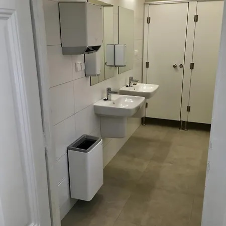 Bison Hostel *