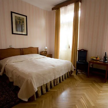 H15 Francuski Old Town - Destigo 5* Krakow