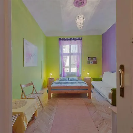 Otel 70s 2*