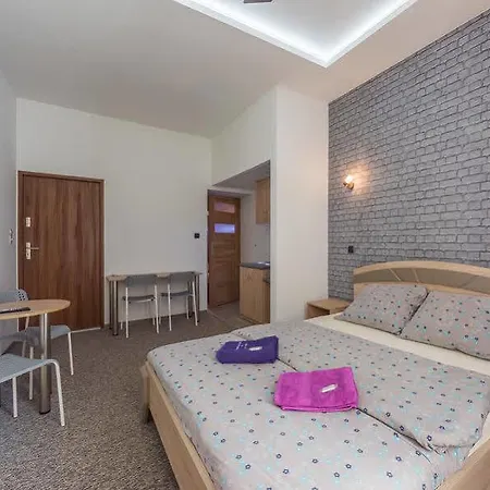 Otel 70s 2*