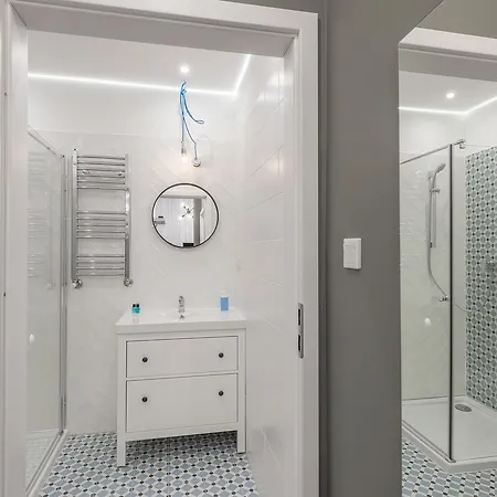Apartment Loretanska 6 *