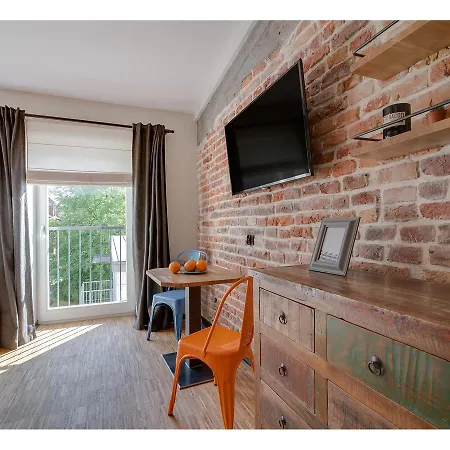 Well Well 3* Krakau