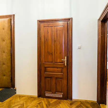 Zacisze Wawelofts Apartment