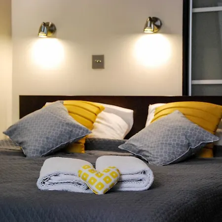 Aparthotel Kadetus Apart Otel 2*