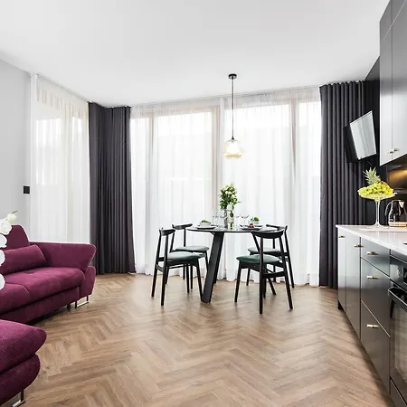 Moss Apartment