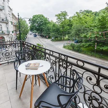 The Old Town View Апартаменты Краков