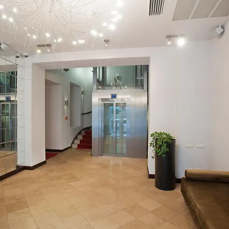 Hotel Unicus Old Town - Destigo 4*