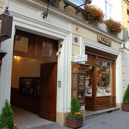 Golden Lion Guest Szewska 19 3*