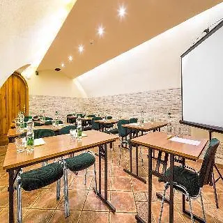 Regent 3* Cracóvia