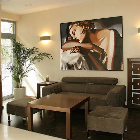 Ascot Premium Hotel 4*