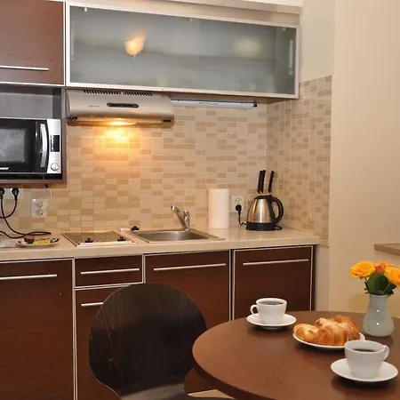 Red Brick 3*