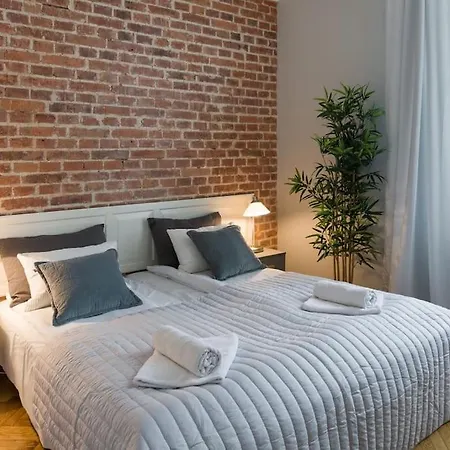 Florianska Deluxe With Air Condition Apartment