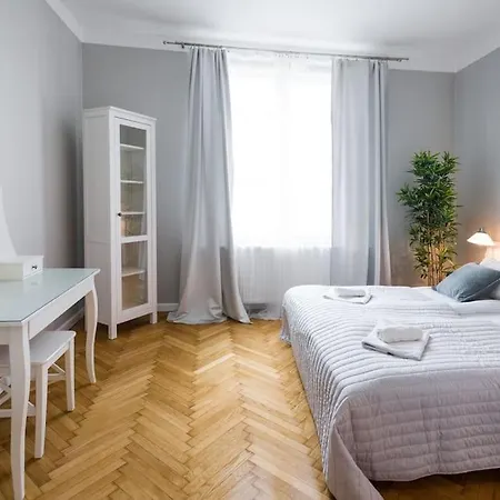 Florianska Deluxe With Air Condition * Krakow