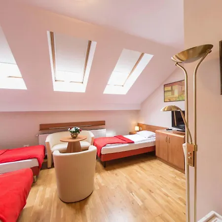 Apart Otel Kajzer Krakow