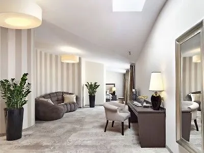 متروبوليتان البوتيكي 4*