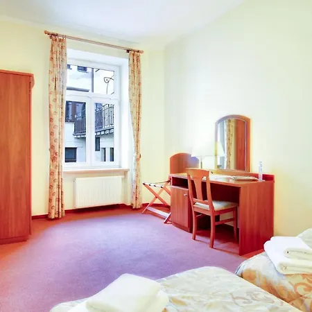 P&j Sw. Krzyza Apartment *
