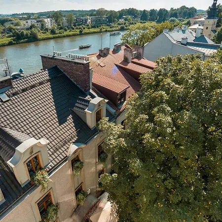 Lägenhetshotell Blue Swan 3*