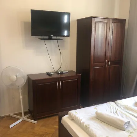 P&j Sw. Krzyza Apartment