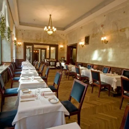 H15 Francuski Old Town - Destigo Otel Krakow