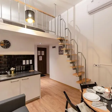 Apart Otel Dietla 99 - Ideal Location - In The Heart Of 3*