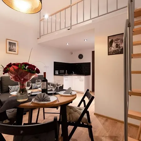Dietla 99 - Ideal Location - In The Heart Of 3*