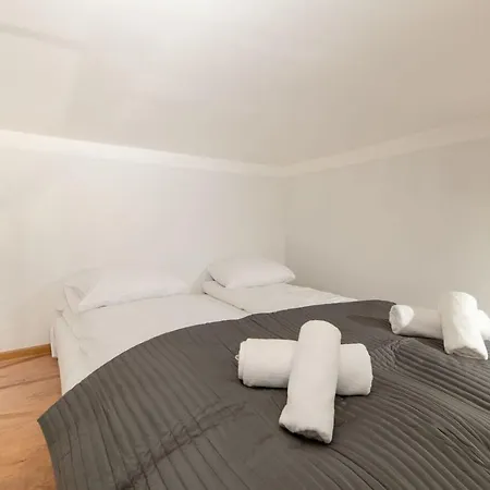 Apart Otel Dietla 99 - Ideal Location - In The Heart Of Krakow
