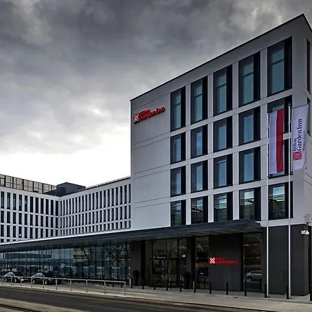 Hilton Garden Airport Otel 4*