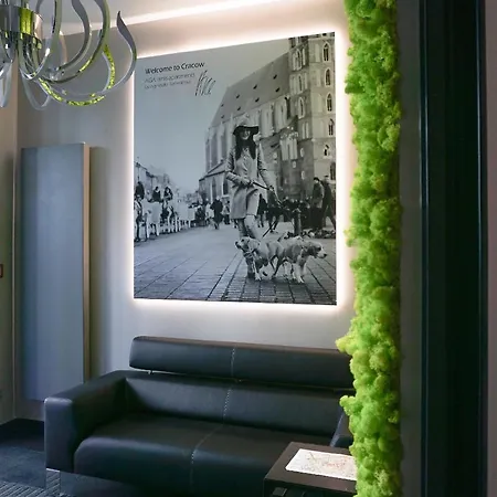 Hotel apartamentowy Aga Tenis By Radwańska 4*