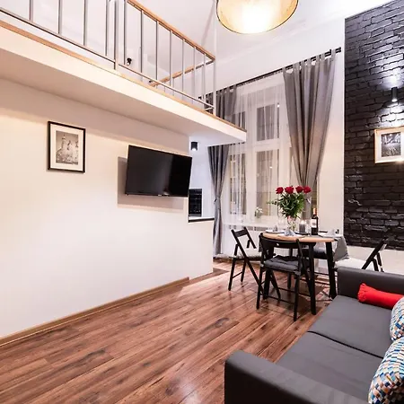 Apart Otel Dietla 99 - Ideal Location - In The Heart Of