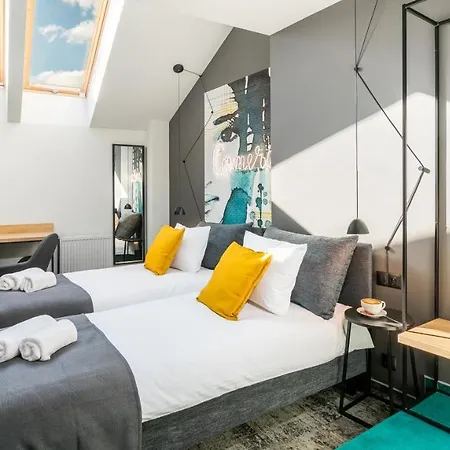 Apartament Camera Apartments *