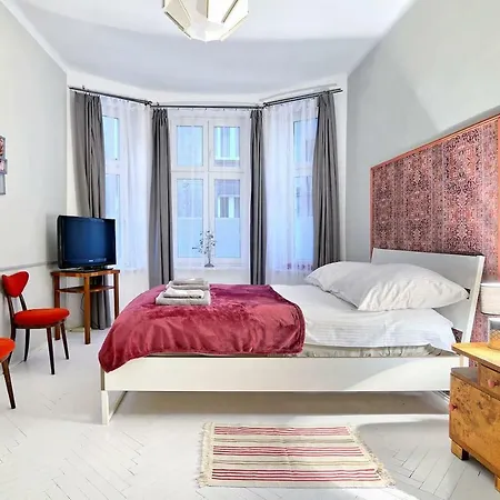 Luxury Retro Apartment, Center, Wifi Appartement Cracovie
