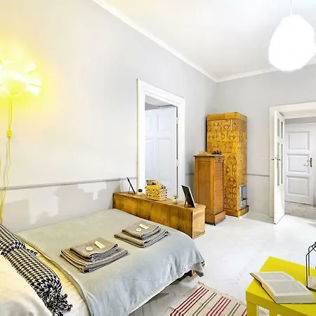Appartement Luxury Retro Apartment, Center, Wifi