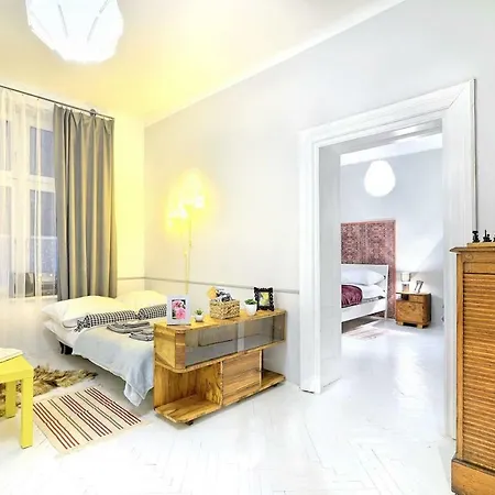 Luxury Retro Apartment, Center, Wifi Appartement Cracovie