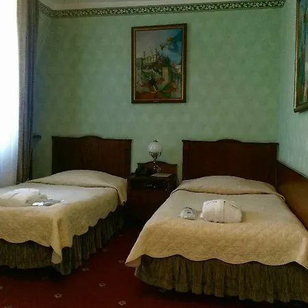 H15 Francuski Old Town - Destigo