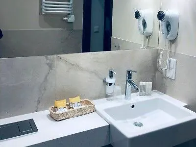 Ester 4* Krasków