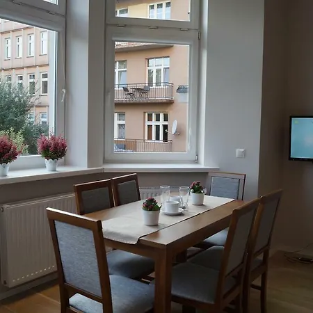 Emaus Apart Otel 3*