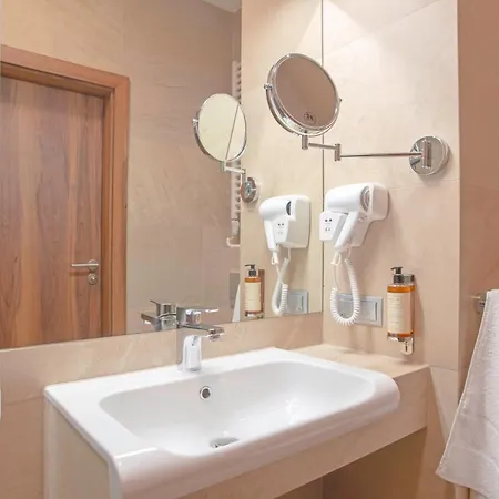 No.23 Aparthotel 4*