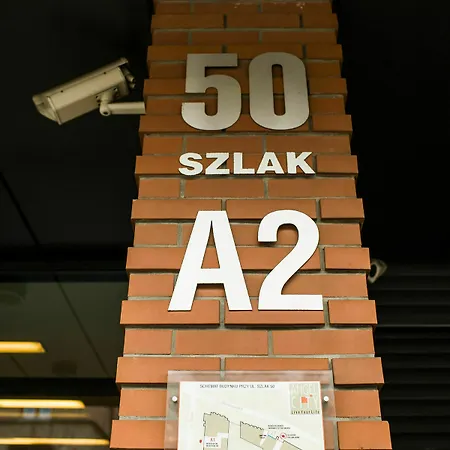 Friendhouse - Center * Krakkó