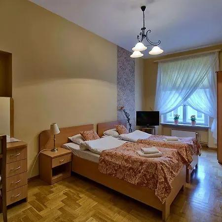 Hotel Mikołaj 3*