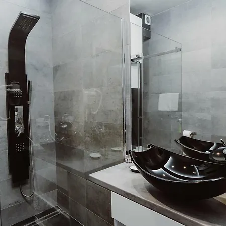 Leo Main Square Apartman Krakkó