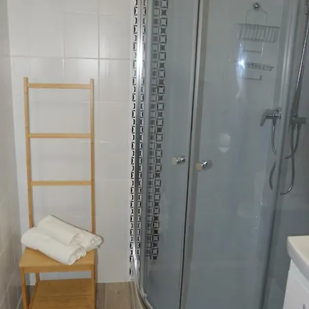 Apartment Mazowiecka 11 *
