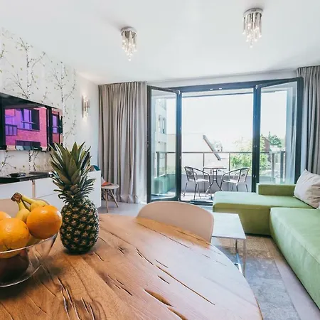 Eight Lux View In Old Town And Free Parking Apartment *