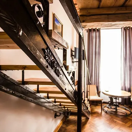 Lovenovsky Apartment *