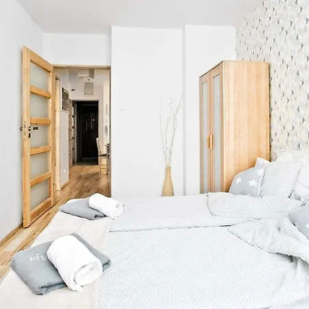 Apartament Ash *