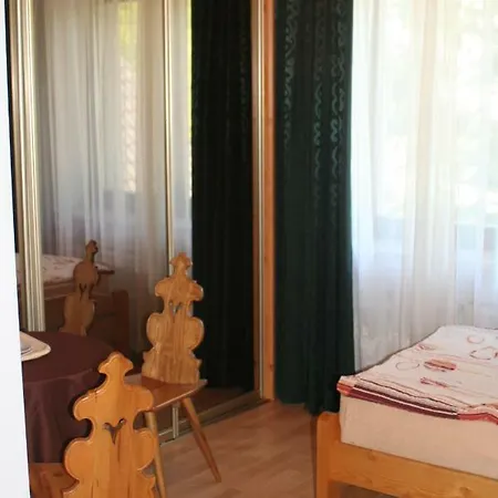 Homestay Dom Zielna 61 *