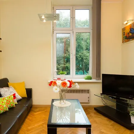 Bright And Charming- Golden Apartments&D8B *