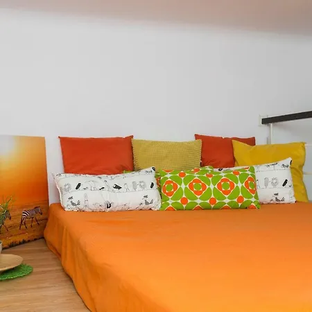 Bright And Charming- Golden Apartments&D8B