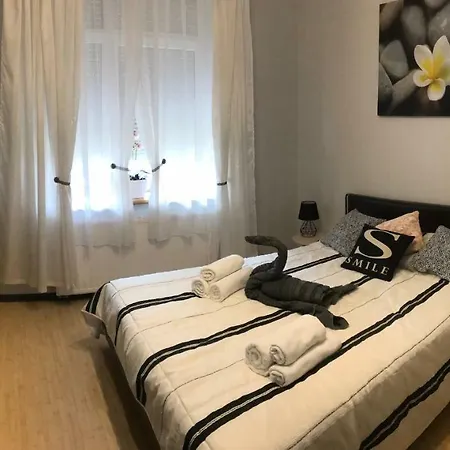 Family Apartment *