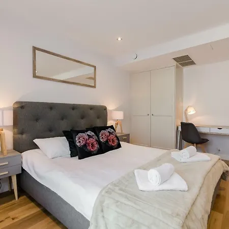 Apartment Kazimierz Penthouse With Private Terrace